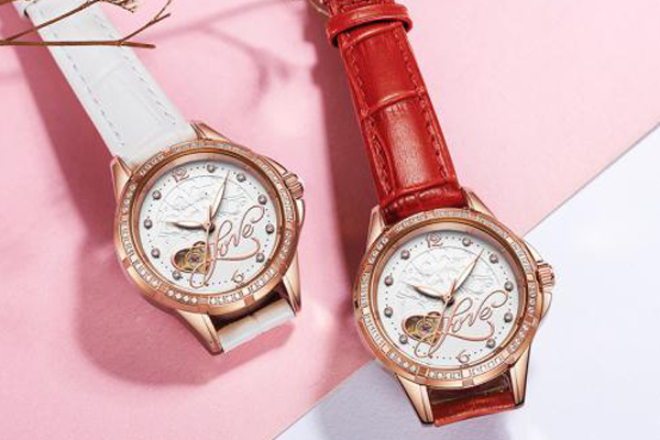 真皮款式 更方便佩戴的暢銷貨源-穩達時鐘表廠