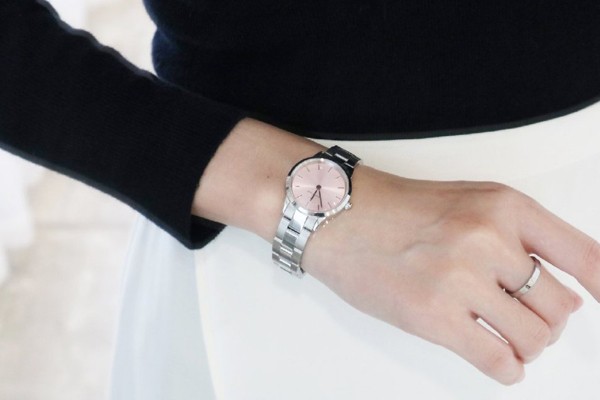 腕間風格的抉擇并不艱難 選對廠家就夠了