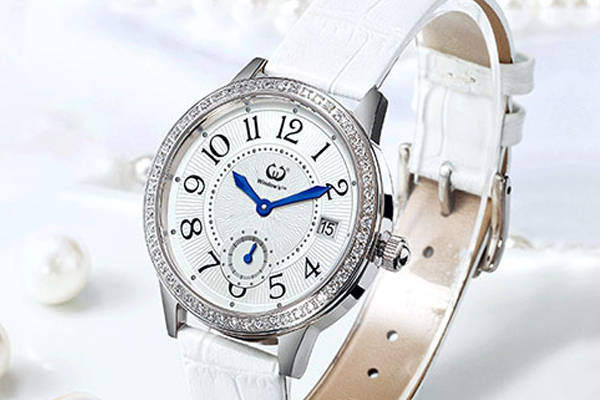 穩達時自制多功能石英手表一手貨源批發