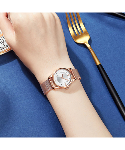 6779新款鑲鉆女士腕表簡約時尚防水石英手表廠家直供