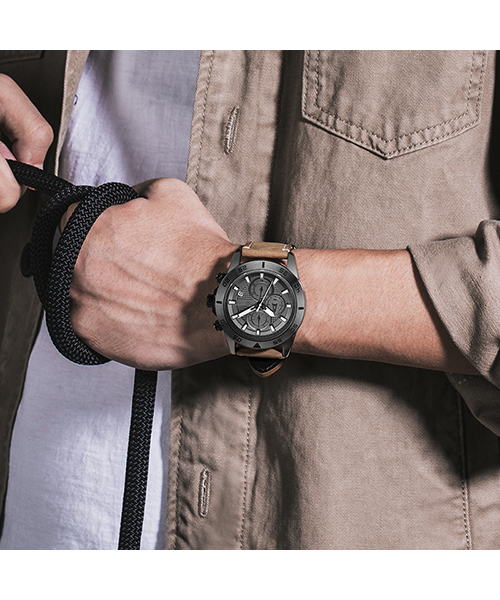 572多功能學生戶外運動腕表時尚夜光男士石英手表廠家熱銷